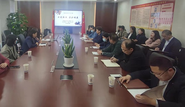 安徽AG旗舰厅地产集团工会举行康健知识专题讲座